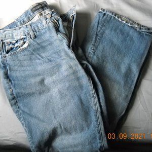 Men's Aeropostale Relaxed Jeans 33x32 Used